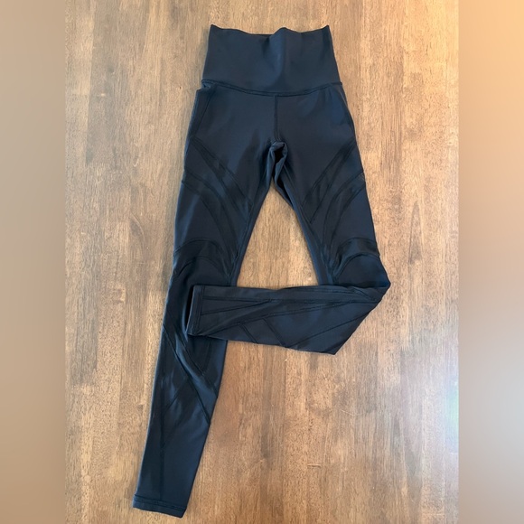 Lululemon Seek the Heat Hi-Rise Mesh 28" Full Length Tight Black Size 2 Yoga - Picture 5 of 10